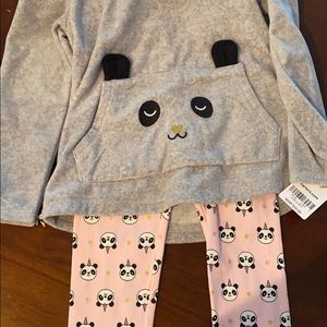 Carter’s Panda sweatshirt and pants! NWT